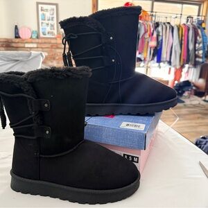 Women’s Pop Melodius Black boots size 8.5 women’s